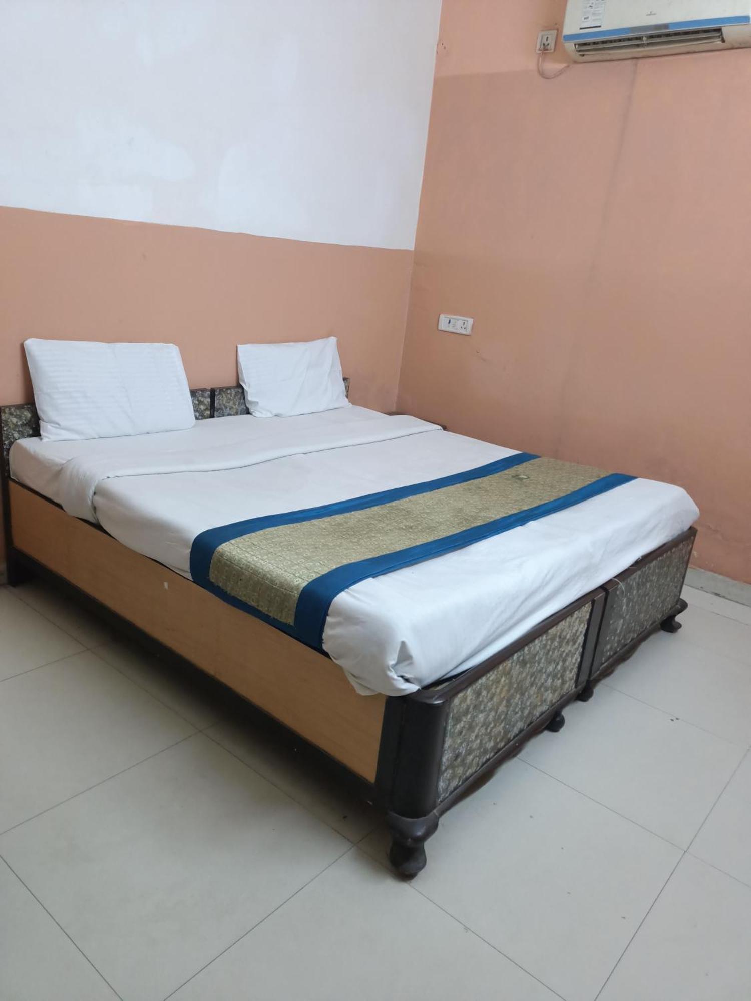 Hotel Royal India - Vijay Enclave Νέο Δελχί Εξωτερικό φωτογραφία